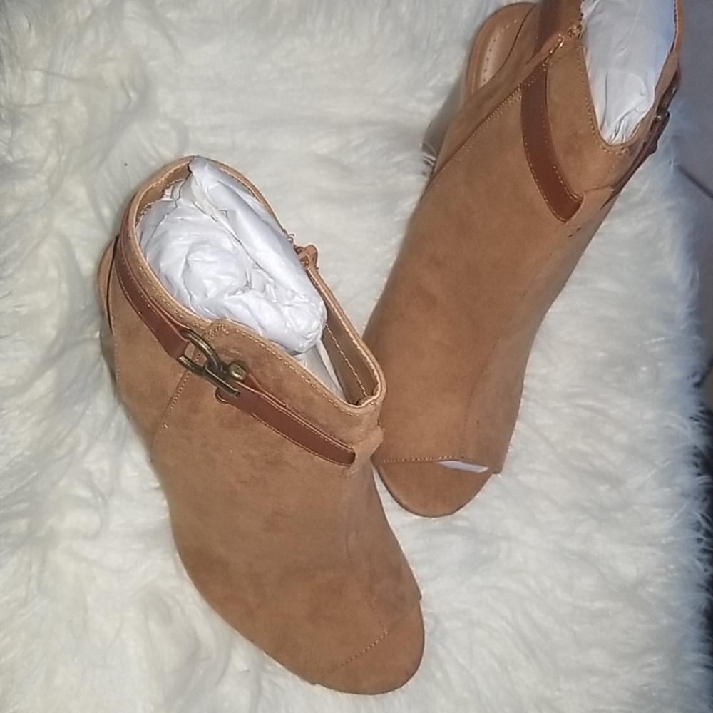 Brown Bamboo Heel